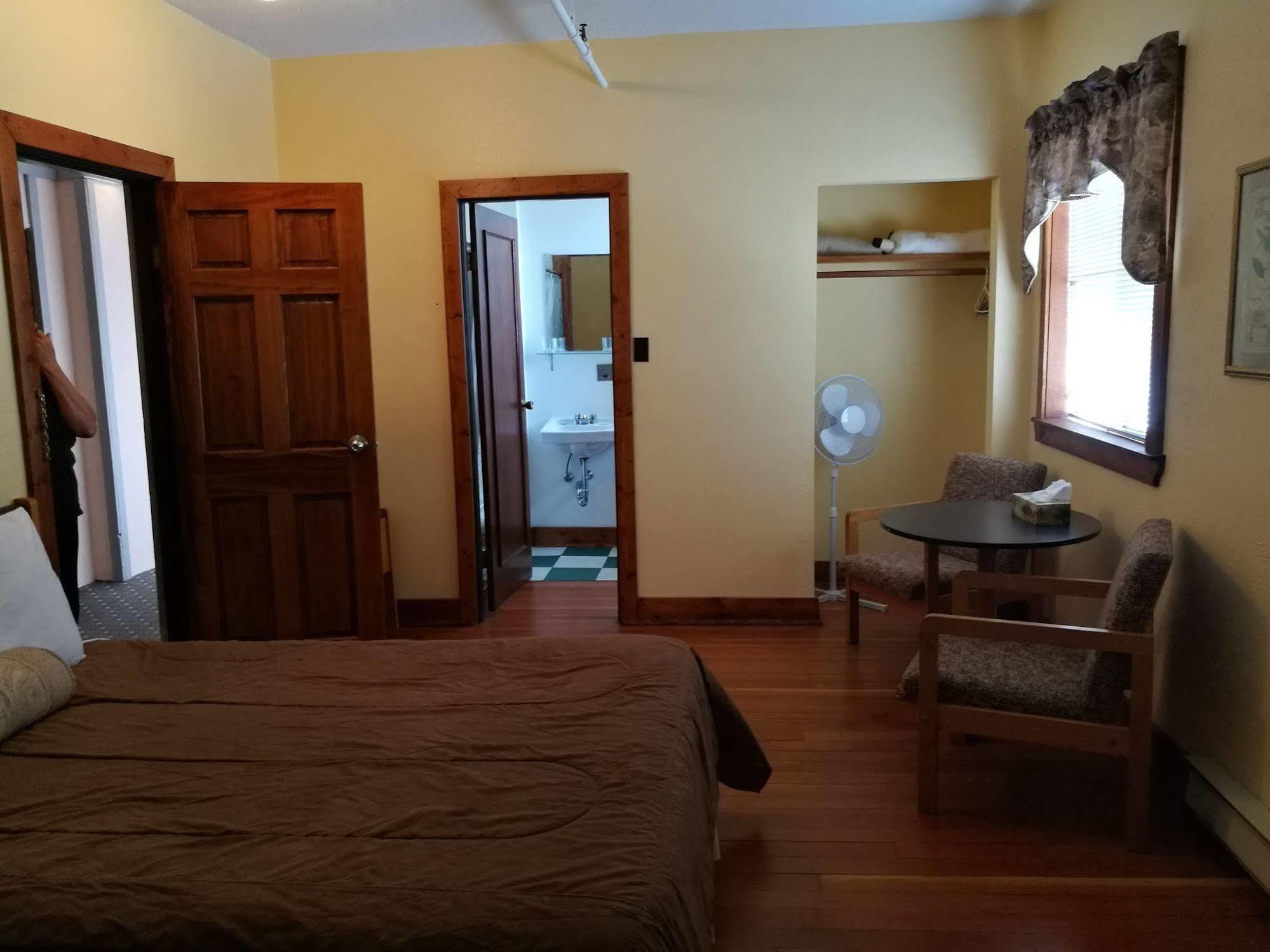 Rodmay Hotel Powell River Dış mekan fotoğraf
